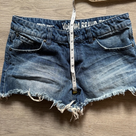 2/$30, 4/$50 Volcom Stoned Shorts, Size 3 NWOT - Picture 6 of 7